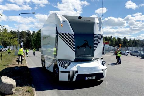 Driverless Electric Truck Starts Deliveries On Swedish Public Road