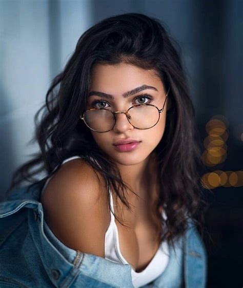 Pin By Kelly Roger Gouria On Innocent Face Cute Girl With Glasses