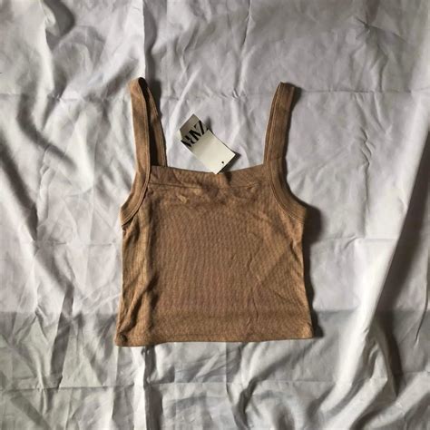 Zara Nude Ribbed Croptop Women S Fashion Tops Sleeveless On Carousell