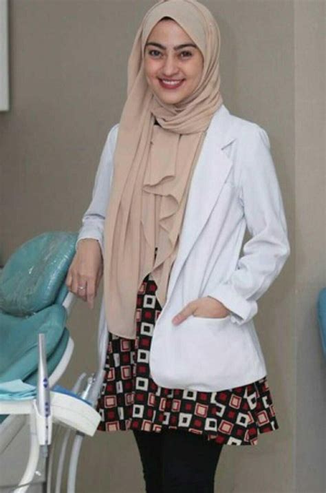 Pesona 5 Dokter Cantik Berhijab — Steemit