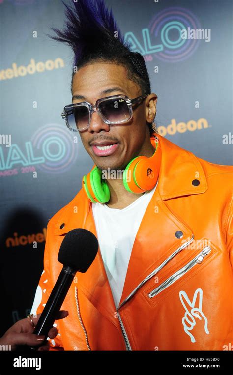 Nickelodeon Halo Awards 2016 At Pier 36 Arrivals Featuring Nick