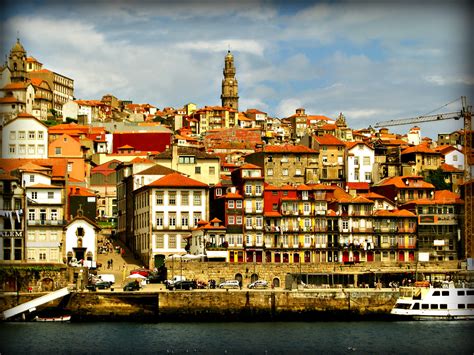 Official fc porto website with the latest news, matches, multimedia center, livestream, live game, match highlights, players profiles, all fc porto sports, member area, online store, online ticketing and. Elevation of Porto, Portugal - Topographic Map - Altitude Map