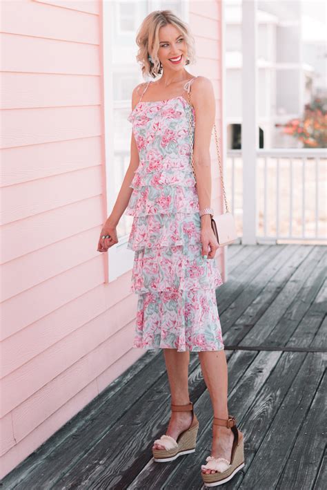 what to wear to a summer wedding summer wedding guest dress ideas straight a style
