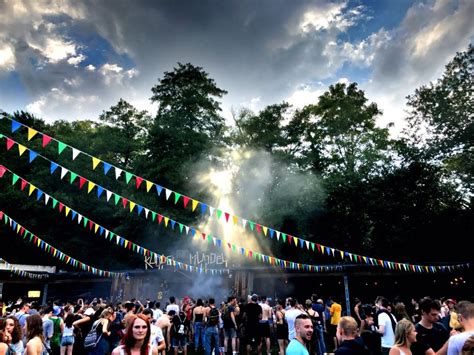 Dekmantel festival welcomes journalists and media representatives and invites them to cover the festival. 10 kleine Techno-Festivals in Deutschland in 2020 | Techno ...