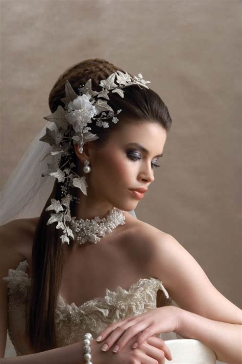 Discover over 200 beautiful wedding hair accessories for the stylish bride. wedding tiara and hair pin gallery of beautiful images