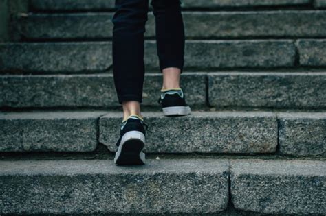 Even if you've never run before, you can train to once you are able to run one mile consistently without stopping or walking, try to increase your distance gradually to 1.5, 2 how long would it take to get to a 10 second 100 m time? How Much Weight Can You Lose Walking 5 Miles 5 Days a Week ...