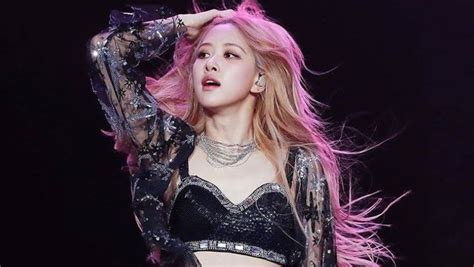 Fans Could Not Get Over How Flawless Blackpinks Rose Looked During