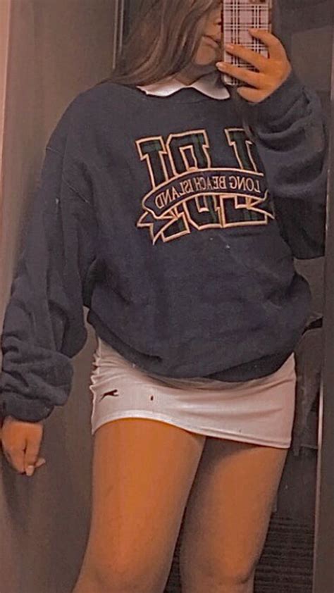 My favorite tennis skirt that i own is by american apparel but i have one from forever 21 that is just as stylish! Pin by Sophie ☁️ on 90s | Skort outfit, Tennis skirt ...