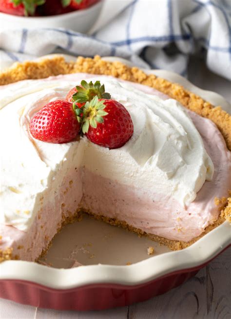 Fluffy No Bake Strawberry Cream Pie A Spicy Perspective