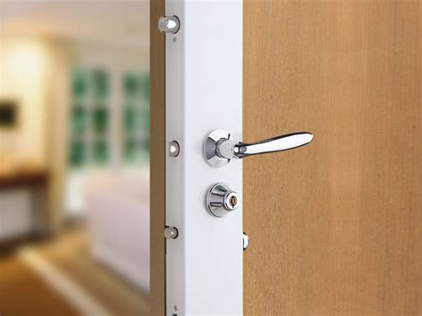 Nous vous garantissons d'être là dans les règles de l'art. Serrure multipoint : Optimiser le niveau d'efficacité de ...