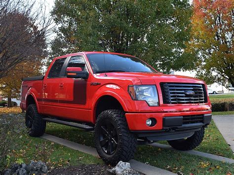 Ground clearance is good, with your first point of contact often being the they can all tow, but none are what i would consider sublime tow rigs. 2012 Ford F-150 FX4