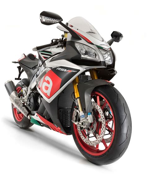 Lightweight and compact like no other, it. 2016、2015年的APRILIA RSV4 RF 有什麼不同？