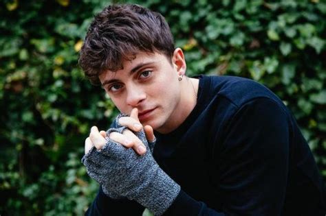 Ha lanciato il suo nuovo. È giallo ad Amici 2019: sparisce Alessandro Casillo ...