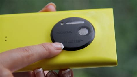 Nokia Lumia 1020 Nudges Smartphone Cameras To The Next Level Lauren