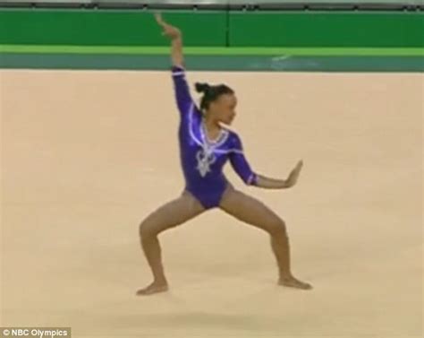 Brazilian gymnast wows Rio crowd with floor routine ...
