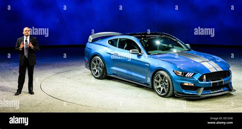 Detroit Usa 12th Jan 2015 Ford Unveils Its Gt350r Mustang During A