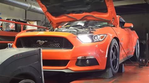 1416 Rwhp 2015 Ford Mustang Gt Tears Up The Dyno With Its Twin Turbo