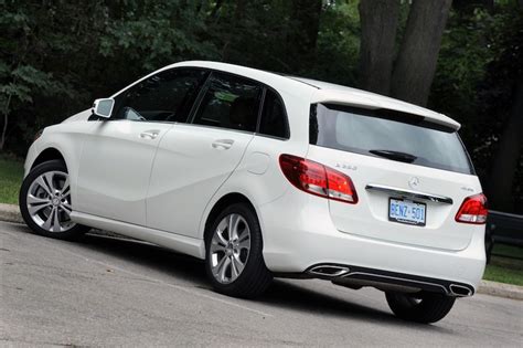 Der b 250e lässt sich. 2015 Mercedes-Benz B 250 4Matic Review - WHEELS.ca