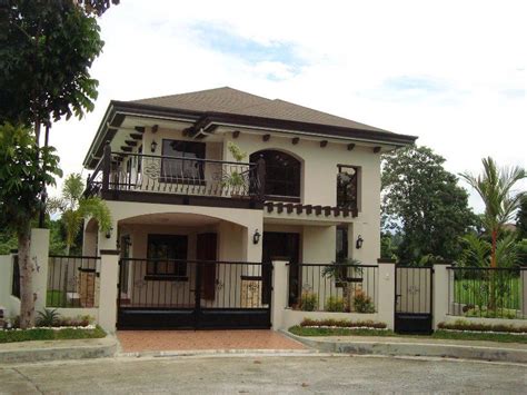 In addition cheap, has the house with area land is limited can make the owners the imaginative making a cozy atmosphere and fun with a range interior. White-Color-Idea-For-2-Floor-House1 | Classic house design