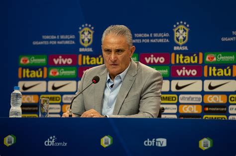 Três atletas acima de 24 anos de idade podem ser chamados para os jogos Tite fez nova convocação da Seleção Brasileira com três ...