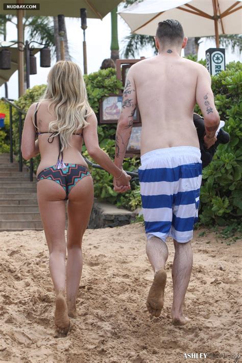 Ashley Tisdale Naked Ass Wearing Bikinis On Vacation Nudbay
