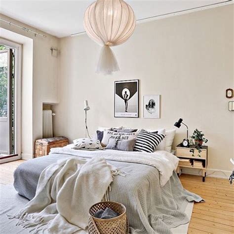 Light Cozy Clean Bedroom Clean Bedroom Interior Home Decor