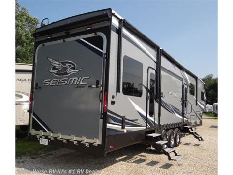 2019 Jayco Seismic 4113 Double Slideout W126 Garage And Side Deck Rv