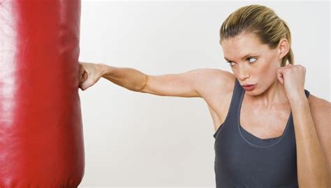 What Are The Muscles Used When Punching A Heavy Bag Sportsrec