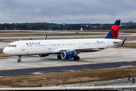 Airbus A321 211 Delta Air Lines Aviation Photo 4275475