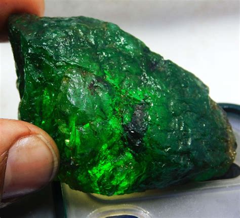 Natural Translucent 31360 Ct Colombian Green Emerald Rough Loose