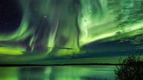 Aurora Chasers Tips On When And How To Catch The Northern