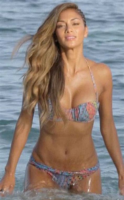 Nicole Scherzinger Shows Off Hot Bikini Body On The X Factor U K