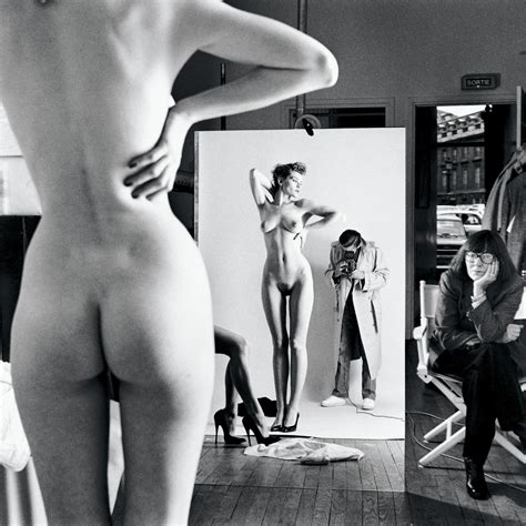 The Reel Foto Helmut Newton Bare And Naked Fashion