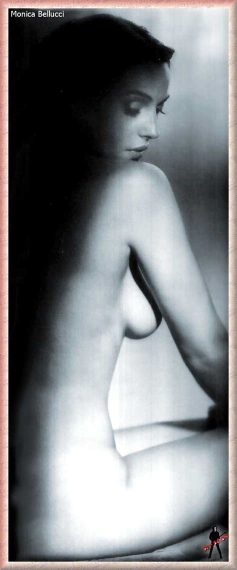 Monica Bellucci Nude In Shoot Inconnu Topless Softcore Leg Starsfrance