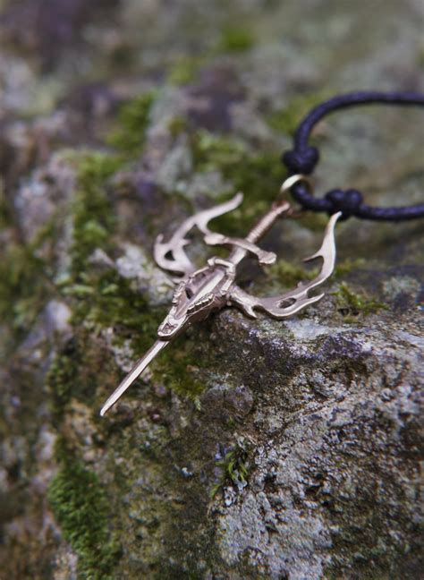 Uk Only Stagsword Pendant Saor
