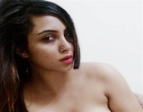 Bigg Boss 11 Contestant Arshi’s Sexy Pics Can Take Your Breath Away