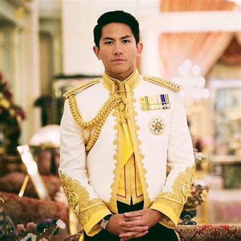 Royally Obsessed The Hottest Asian Royals You Need To Know E Online Ap