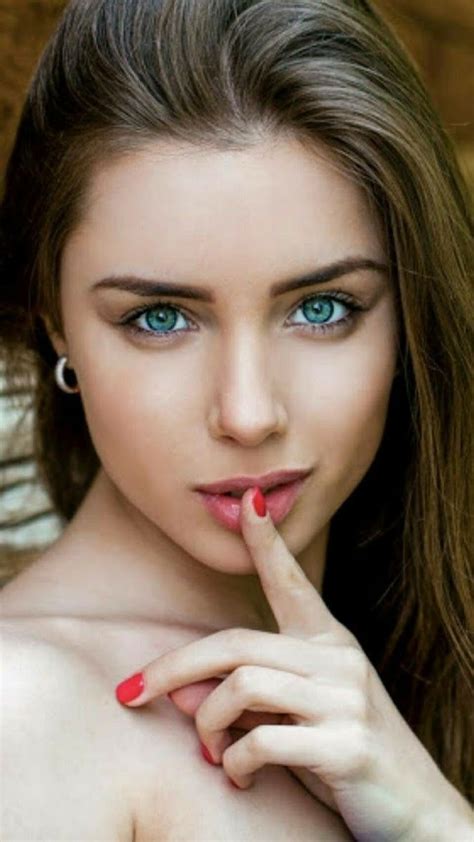 Woman Most Beautiful Faces Gorgeous Eyes Pretty Eyes Cool Eyes