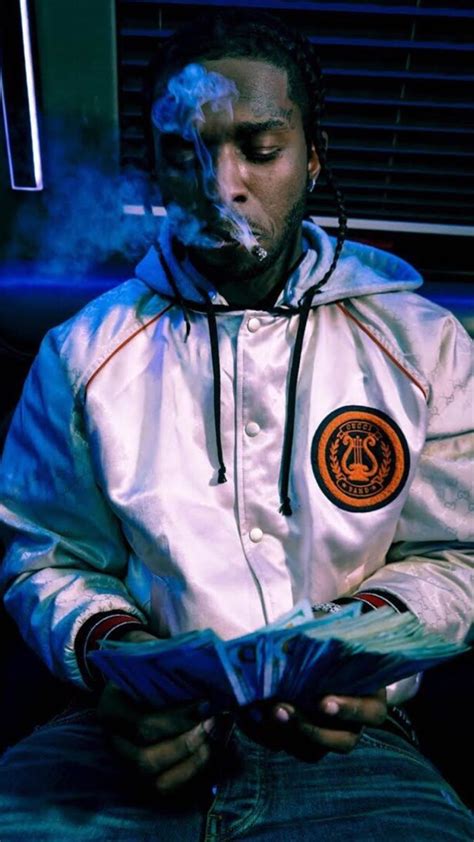 Pop Smoke In 2020 Cute Rappers Smoke Wallpaper Daddy
