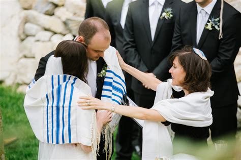 Creating Welcoming Spaces For Interfaith Couples Union For Reform Judaism