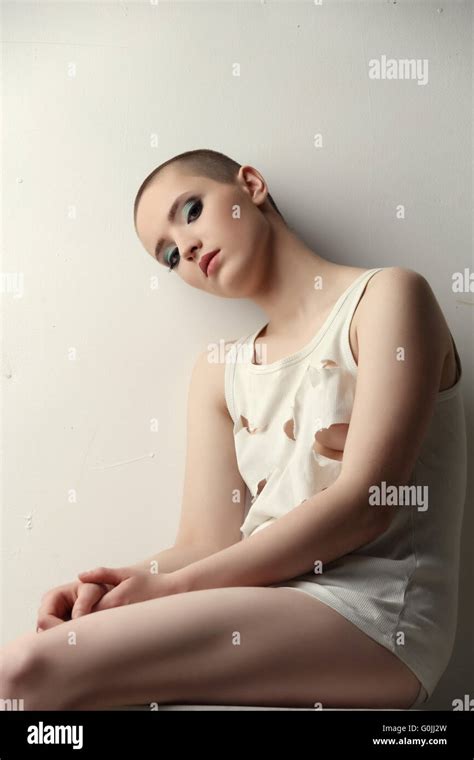 Skinhead Girl Hi Res Stock Photography And Images Alamy