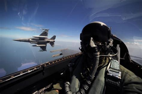 Learn Fighter Pilot Mastery F 18 Jet Plane Skills And Strategies For