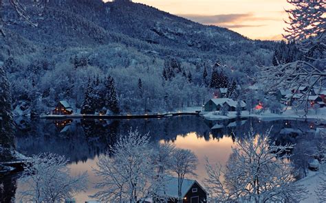 Houses By The Winter Lake In The Mountains Wallpaper Nature Wallpapers 36748