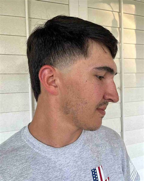 26 Best Low Taper Fade Haircuts And Hairstyles For Men An Tâm