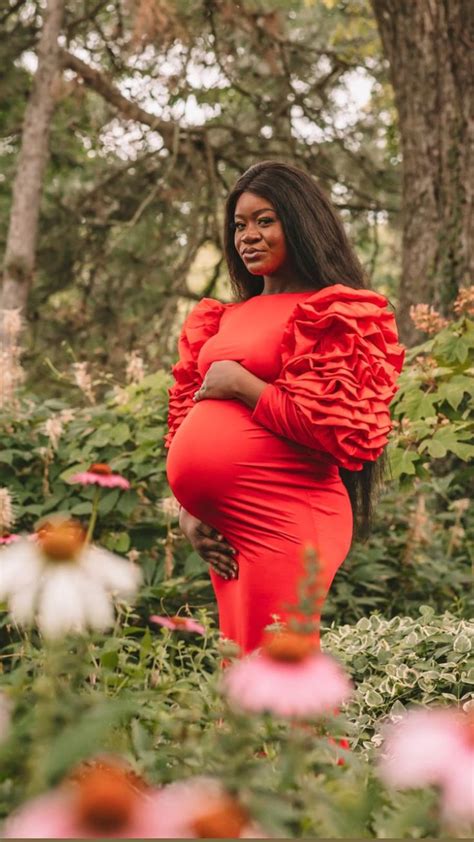 Seraphine Looking Beautiful In Her Red Maternity Dress Maternity