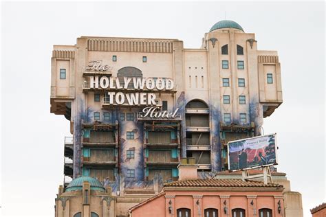 The Hollywood Tower Hotel Disneyland Paris Sara Bow
