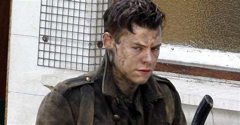 See more ideas about harry styles dunkirk, dunkirk, harry styles. Dunkirk Trailer Harry Styles Memes Twitter