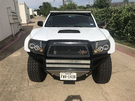 Toyota Tacoma Prerunner Wrapped In 3m 1080 Gloss White With Gold