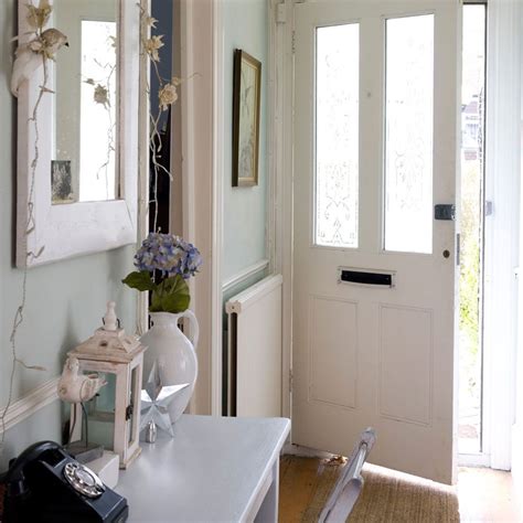 Our stunning hallway ideas will help make the most of the smallest, but most seen, room in your on the hunt for gorgeous hallway ideas? Small hallway ideas - Small hallway furniture - Small ...