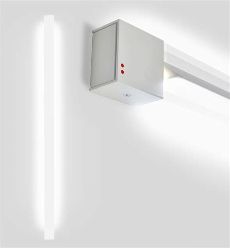 Pivot Led Wall Light L 112 Cm White By Fabbian Made In Design Uk